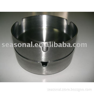 Stackable ashtray